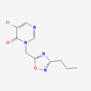 5-Bromo-3-[(3-propyl-1,2,4-oxadiazol-5-yl)methyl]-3,4-dihydropyrimidin-4-one