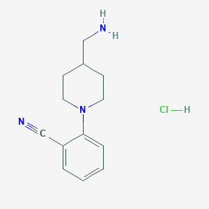 molecular formula C13H18ClN3 B1377762 2-[4-(氨甲基)哌啶-1-基]苯甲腈盐酸盐 CAS No. 1296224-75-3