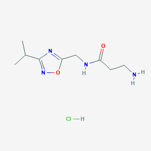 molecular formula C9H17ClN4O2 B1377787 3-amino-N-((3-isopropyl-1,2,4-oxadiazol-5-yl)methyl)propanamide hydrochloride CAS No. 1435803-86-3
