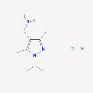 molecular formula C9H18ClN3 B1378043 [(1-isopropyl-3,5-dimethyl-1H-pyrazol-4-yl)methyl]amine hydrochloride CAS No. 1559063-98-7