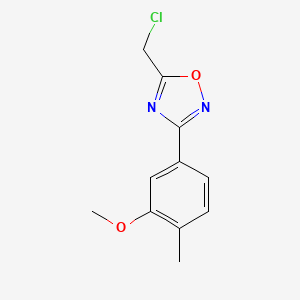 molecular formula C11H11ClN2O2 B1378431 5-(Chloromethyl)-3-(3-methoxy-4-methylphenyl)-1,2,4-oxadiazole CAS No. 1423024-64-9
