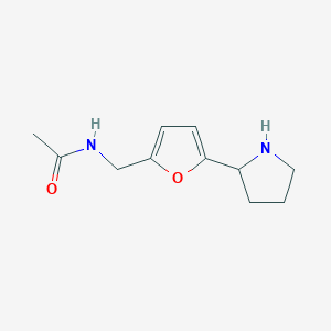 molecular formula C11H16N2O2 B1378612 N-{[5-(pyrrolidin-2-yl)furan-2-yl]methyl}acetamide CAS No. 1713602-56-2