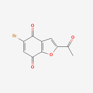 molecular formula C10H5BrO4 B1378912 2-Acetyl-5-bromobenzofuran-4,7-dione CAS No. 1389264-29-2