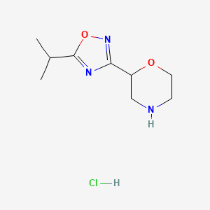 2-[5-(Propan-2-yl)-1,2,4-oxadiazol-3-yl]morpholine hydrochloride