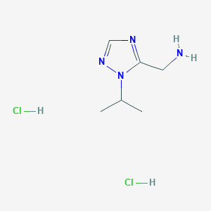molecular formula C6H14Cl2N4 B1381036 [1-(propan-2-yl)-1H-1,2,4-triazol-5-yl]methanamine dihydrochloride CAS No. 1798775-38-8