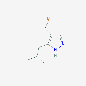 B1383084 4-(bromomethyl)-3-isobutyl-1H-pyrazole CAS No. 2090943-21-6