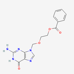 molecular formula C15H15N5O4 B1384164 2-[(2-amino-6-oxo-3H-purin-9-yl)methoxy]ethyl Benzoate CAS No. 59277-91-7