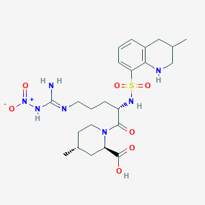 molecular formula C23H35N7O7S B1384689 (2R,4R)-1-[(2S)-5-[[Amino(nitramido)methylidene]amino]-2-[(3-methyl-1,2,3,4-tetrahydroquinolin-8-yl)sulfonylamino]pentanoyl]-4-methylpiperidine-2-carboxylic acid CAS No. 1448301-07-2