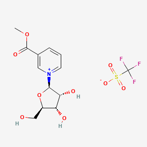 molecular formula C13H16F3NO9S B13851821 methyl 1-[(2R,3R,4S,5R)-3,4-dihydroxy-5-(hydroxymethyl)oxolan-2-yl]pyridin-1-ium-3-carboxylate;trifluoromethanesulfonate 