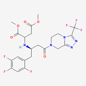 molecular formula C22H23F6N5O5 B13852362 Dimethyl ((R)-4-Oxo-4-(3-(trifluoromethyl)-5,6-dihydro-[1,2,4]triazolo[4,3-a]pyrazin-7(8H)-yl)-1-(2,4,5-trifluorophenyl)butan-2-yl)aspartate 