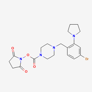 molecular formula C20H25BrN4O4 B13853816 (2,5-Dioxopyrrolidin-1-yl) 4-[(4-bromo-2-pyrrolidin-1-ylphenyl)methyl]piperazine-1-carboxylate 