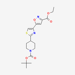 molecular formula C19H25N3O5S B1386571 tert-Butyl 4-{4-[3-(Ethoxycarbonyl)isoxazol-5-yl]-1,3-thiazol-2-yl}piperidine-1-carboxylate CAS No. 1086375-72-5