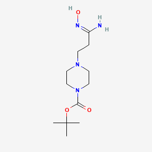 molecular formula C12H24N4O3 B1386766 (Z)-tert-butyl 4-(3-amino-3-(hydroxyimino)propyl)piperazine-1-carboxylate CAS No. 1105192-06-0