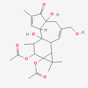molecular formula C24H32O8 B13902616 [13-Acetyloxy-1,6-dihydroxy-8-(hydroxymethyl)-4,12,12,15-tetramethyl-5-oxo-14-tetracyclo[8.5.0.02,6.011,13]pentadeca-3,8-dienyl] acetate 