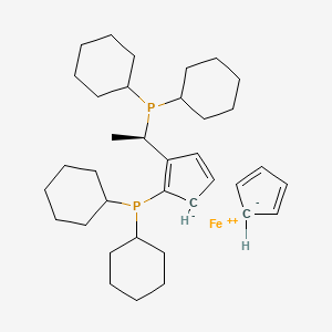 molecular formula C36H56FeP2 B13902866 cyclopenta-1,3-diene;dicyclohexyl-[(1R)-1-(2-dicyclohexylphosphanylcyclopenta-1,4-dien-1-yl)ethyl]phosphane;iron(2+) 