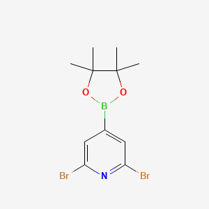 molecular formula C11H14BBr2NO2 B1391810 2,6-Dibromo-4-(4,4,5,5-tetramethyl-1,3,2-dioxaborolan-2-YL)pyridine CAS No. 1192037-24-3