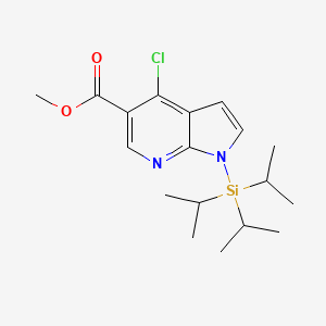 molecular formula C18H27ClN2O2Si B1391879 1H-Pyrrolo[2,3-B]pyridine-5-carboxylic acid, 4-chloro-1-[tris(1-methylethyl)silyl]-, methyl ester CAS No. 685513-97-7
