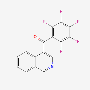 molecular formula C16H6F5NO B1392122 4-(五氟苯甲酰)异喹啉 CAS No. 1187167-26-5