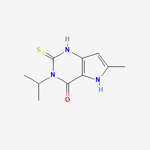 molecular formula C10H13N3OS B1393275 6-甲基-3-(异丙基)-2-硫代-1,2,3,5-四氢-4H-吡咯并[3,2-d]嘧啶-4-酮 CAS No. 1325303-62-5