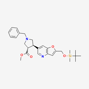 molecular formula C27H36N2O4Si B1393415 (trans-racemic)-Methyl 1-benzyl-4-(2-((tert-butyldimethylsilyloxy)methyl)furo[3,2-b]pyridin-6-yl)pyr CAS No. 1189172-05-1