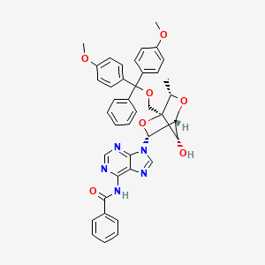 molecular formula C40H37N5O7 B13942171 N-(9-((1R,3R,4R,6S,7S)-1-((Bis(4-methoxyphenyl)(phenyl)methoxy)methyl)-7-hydroxy-6-methyl-2,5-dioxabicyclo[2.2.1]heptan-3-YL)-9H-purin-6-YL)benzamide 