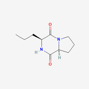 molecular formula C10H16N2O2 B1394229 (3S,8aS)-3-propylhexahydropyrrolo[1,2-a]pyrazine-1,4-dione CAS No. 26626-89-1