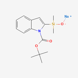 molecular formula C15H20NNaO3Si B1398577 二甲基甲硅烷氧基(N-(Boc)-2-吲哚基)钠 CAS No. 879904-86-6