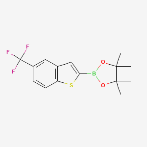 molecular formula C15H16BF3O2S B1398672 4,4,5,5-Tetramethyl-2-(5-(trifluoromethyl)benzo[b]thiophen-2-yl)-1,3,2-dioxaborolane CAS No. 1184850-41-6