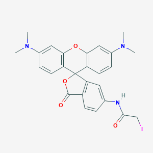 molecular formula C26H24IN3O4 B013989 N-[3',6'-双(二甲氨基)-1-氧代螺[2-苯并呋喃-3,9'-吨]-5-基]-2-碘乙酰胺 CAS No. 159435-00-4