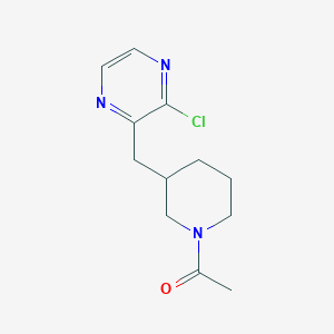 molecular formula C12H16ClN3O B1399238 1-(3-((3-Chloropyrazin-2-yl)methyl)piperidin-1-yl)ethanone CAS No. 1316227-06-1