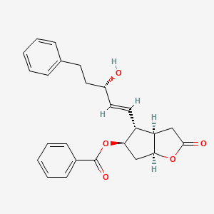 molecular formula C25H26O5 B1399386 (3aR,4R,5R,6aS)-4-((S,E)-3-Hydroxy-5-phenylpent-1-en-1-yl)-2-oxohexahydro-2H-cyclopenta[b]furan-5-yl benzoate CAS No. 55444-68-3