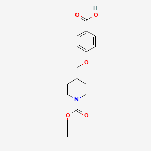 molecular formula C18H25NO5 B1400346 4-{[1-(Tert-butoxycarbonyl)piperidin-4-yl]methoxy}benzoic acid CAS No. 1035270-79-1