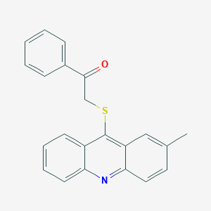 molecular formula C22H17NOS B140058 Ethanone, 2-((2-methyl-9-acridinyl)thio)-1-phenyl- CAS No. 134826-36-1