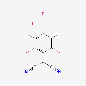 molecular formula C10HF7N2 B14012650 [2,3,5,6-Tetrafluoro-4-(trifluoromethyl)phenyl]propanedinitrile CAS No. 55852-24-9