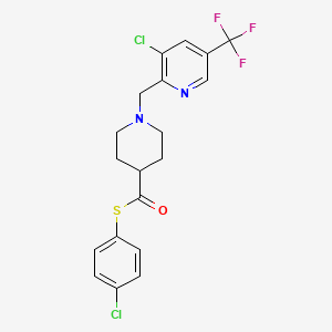 molecular formula C19H17Cl2F3N2OS B1401879 1-(3-Chloro-5-trifluoromethyl-pyridin-2-ylmethyl)-piperidine-4-carbothioic acid S-(4-chloro-phenyl) ester CAS No. 1311279-18-1