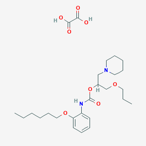 molecular formula C26H42N2O8 B140273 oxalic acid;(1-piperidin-1-yl-3-propoxypropan-2-yl) N-(2-hexoxyphenyl)carbamate CAS No. 143503-37-1