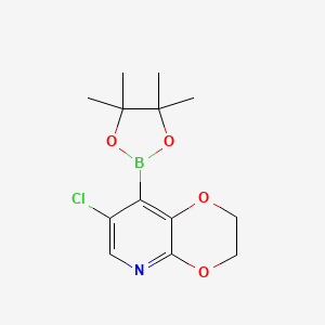 molecular formula C13H17BClNO4 B1402732 7-Chloro-8-(4,4,5,5-tetramethyl-1,3,2-dioxaborolan-2-yl)-2,3-dihydro-[1,4]dioxino[2,3-b]pyridine CAS No. 2096998-38-6