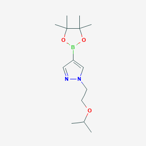 molecular formula C14H25BN2O3 B1403334 1-(2-Isopropoxyethyl)-4-(4,4,5,5-tetramethyl-[1,3,2]dioxaborolan-2-yl)-1H-pyrazole CAS No. 1339890-98-0
