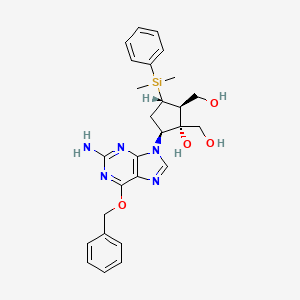 molecular formula C27H33N5O4Si B1403541 [(1S,2S,3S,5S)-5-[2-Amino-6-(benzyloxy)-9H-purin-9-yl]-3-[dimethyl(phenyl)silyl]-1-hydroxycyclopentane-1,2-diyl]dimethanol CAS No. 701278-05-9