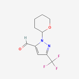 molecular formula C10H11F3N2O2 B1403645 1-(四氢-2H-吡喃-2-基)-3-(三氟甲基)-1H-吡唑-5-甲醛 CAS No. 1437794-28-9