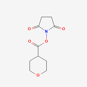 molecular formula C10H13NO5 B1403772 2,5-dioxopyrrolidin-1-yl tetrahydro-2H-pyran-4-carboxylate CAS No. 1369515-33-2