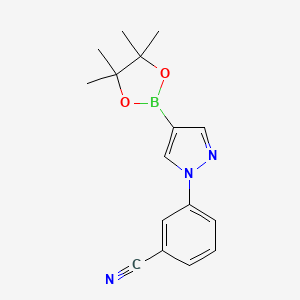 molecular formula C16H18BN3O2 B1404215 3-(4-(4,4,5,5-Tetramethyl-1,3,2-dioxaborolan-2-yl)-1H-pyrazol-1-yl)benzonitrile CAS No. 546142-08-9