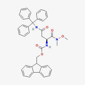 molecular formula C40H37N3O5 B1404682 9H-fluoren-9-ylmethyl N-[(1S)-1-[methoxy(methyl)carbamoyl]-2-[(triphenylmethyl)carbamoyl]ethyl]carbamate CAS No. 505076-71-1