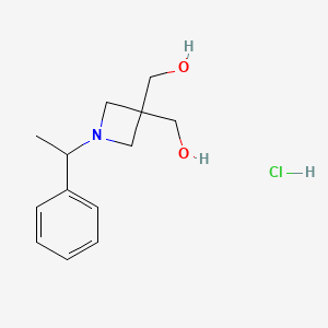 molecular formula C13H20ClNO2 B1404896 [1-(1-苯乙基)氮杂环丁烷-3,3-二基]二甲醇盐酸盐 CAS No. 1351648-62-8