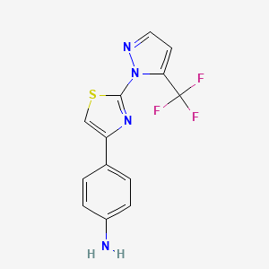 molecular formula C13H9F3N4S B1405673 4-{2-[5-(Trifluoromethyl)-1H-pyrazol-1-yl]-1,3-thiazol-4-yl}aniline CAS No. 1227954-47-3
