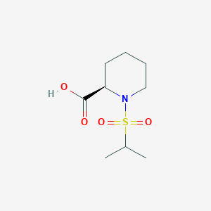molecular formula C9H17NO4S B1405929 (2R)-1-(丙烷-2-磺酰)哌啶-2-羧酸 CAS No. 1568255-47-9