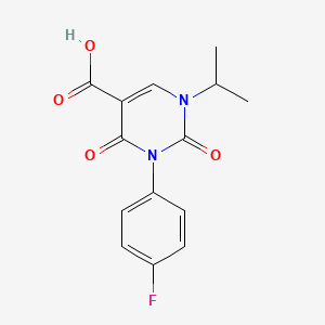 molecular formula C14H13FN2O4 B1406419 3-(4-Fluorophenyl)-2,4-dioxo-1-(propan-2-yl)-1,2,3,4-tetrahydropyrimidine-5-carboxylic acid CAS No. 1437323-26-6