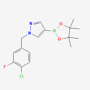 molecular formula C16H19BClFN2O2 B1406477 1H-Pyrazole, 1-[(4-chloro-3-fluorophenyl)methyl]-4-(4,4,5,5-tetramethyl-1,3,2-dioxaborolan-2-yl)- CAS No. 1604036-65-8