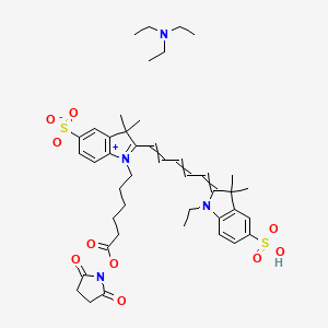 molecular formula C43H58N4O10S2 B14068136 N,N-diethylethanamine;1-[6-(2,5-dioxopyrrolidin-1-yl)oxy-6-oxohexyl]-2-[5-(1-ethyl-3,3-dimethyl-5-sulfoindol-2-ylidene)penta-1,3-dienyl]-3,3-dimethylindol-1-ium-5-sulfonate 