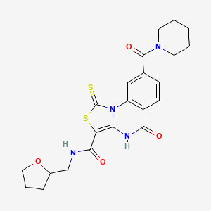 molecular formula C22H24N4O4S2 B14123063 5-oxo-8-(piperidin-1-ylcarbonyl)-N-(tetrahydrofuran-2-ylmethyl)-1-thioxo-4,5-dihydro[1,3]thiazolo[3,4-a]quinazoline-3-carboxamide 